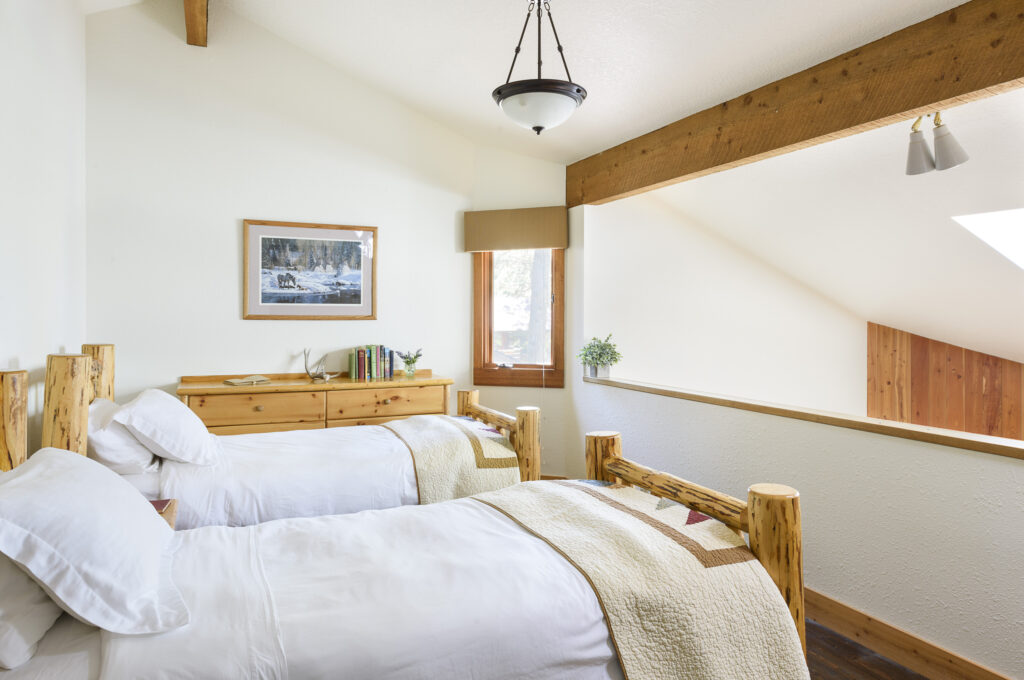Flathead Lake Lodge - Montana - Cedar Suites, Room 25, Image 1