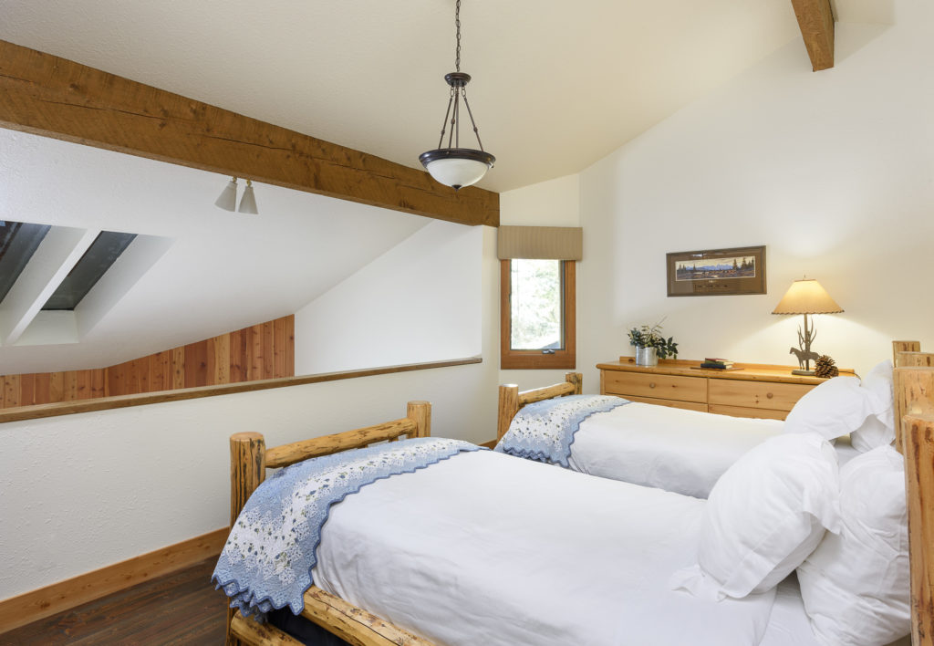 Flathead Lake Lodge - Montana - Cedar Suites, Room 26, Image 2