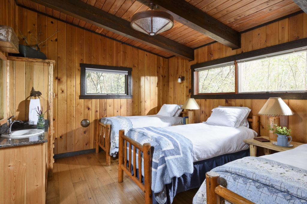 Flathead Lake Lodge - Montana - Cabins, Room 10, Image 3
