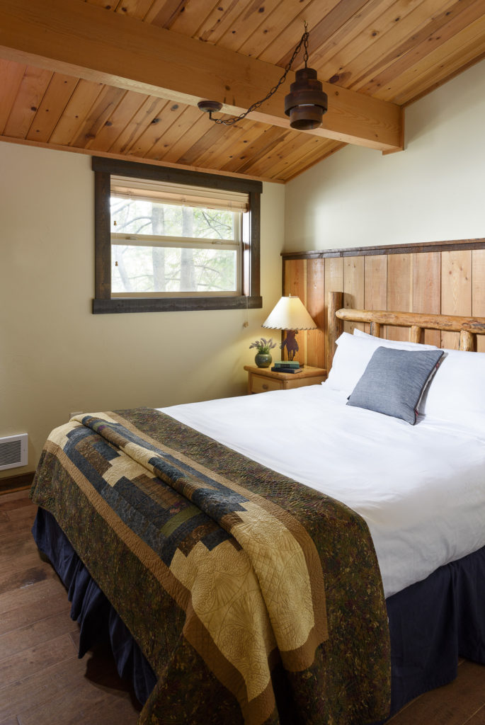 Flathead Lake Lodge - Montana - Cabins, Room 8, Image 3
