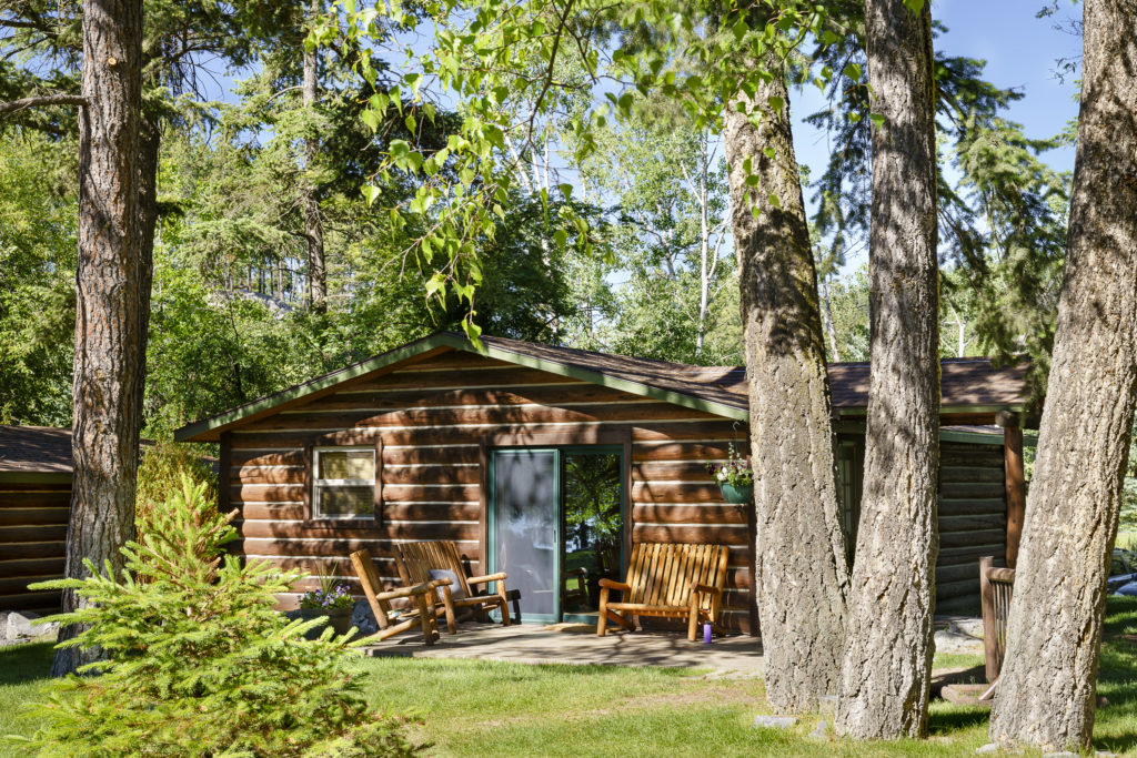 Flathead Lake Lodge - Montana - Cabins, Room 7, Image 4